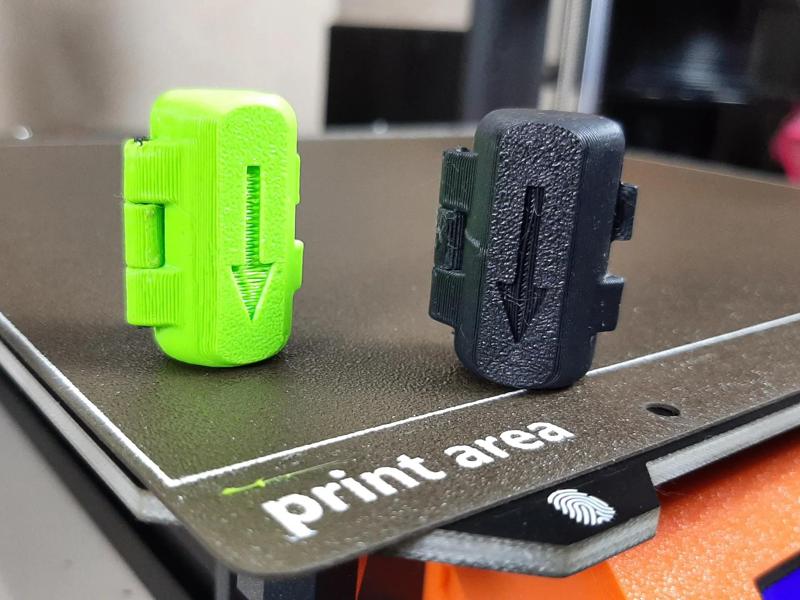 Filament cleaner