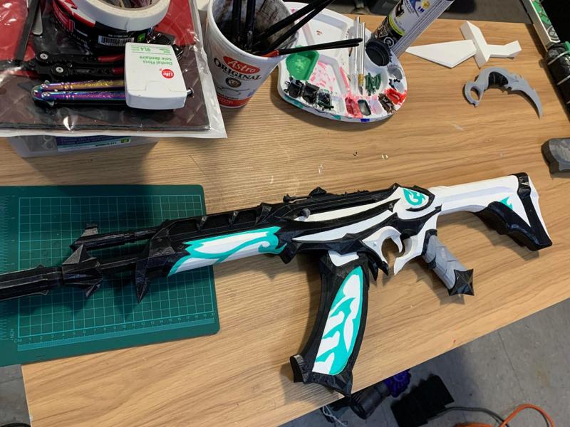 Reaver VANDAL from VALORANT Cosplay