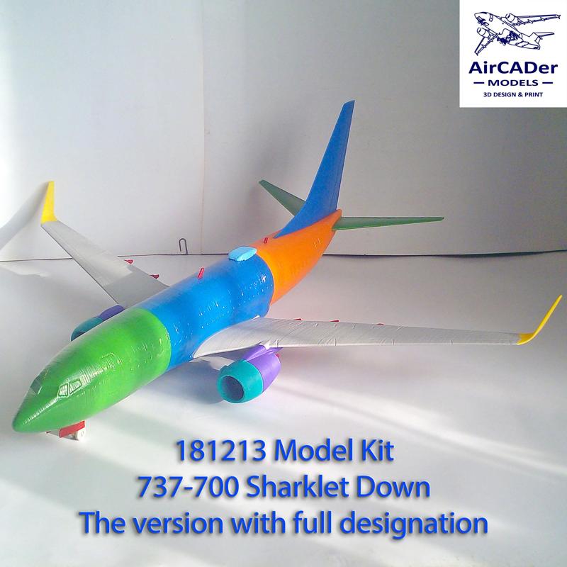 181213 Model kit Boeing 737-700 Sharklet Down