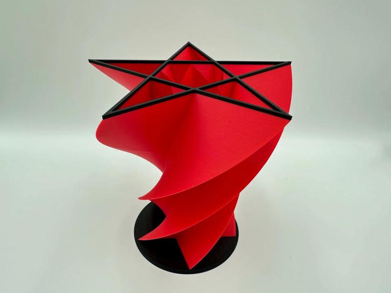 Twisted Pentagram Vase