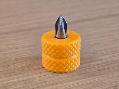 Mini screwdriver handle for inaccessible screws