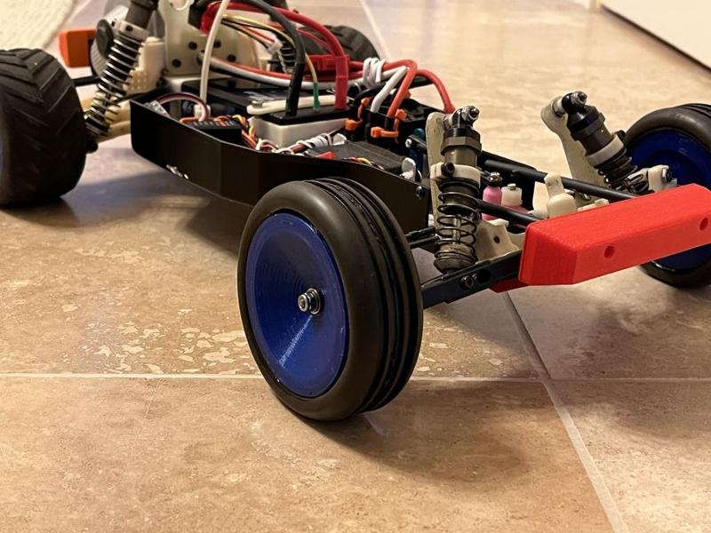 RC10 Team Car Front 2.2" Wheel