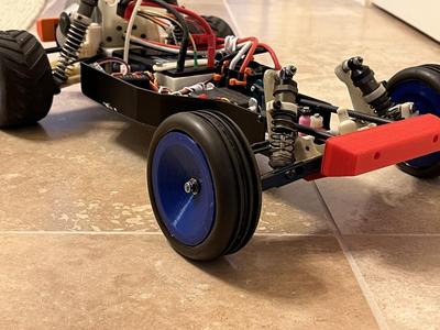 RC10 Team Car Front 2.2" Wheel