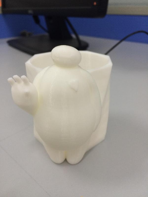 baymax_penholder