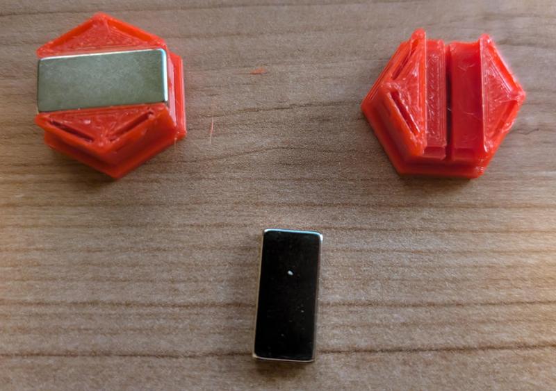 HoneyComb storage inserts with magnets