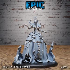 Construct Queen / Humanoid Lady / Steampunk Monarch Warrior / Battle War Machine / Mechanus Clockwork Encounter