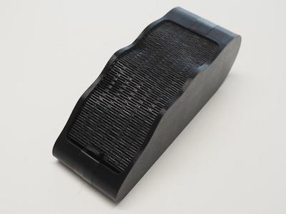 Wavy roll top box
