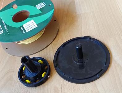 DVD cakebox filament holder