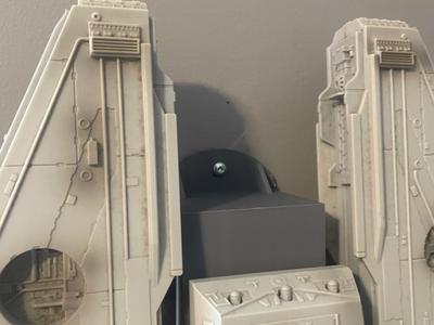 Millennium Falcon Wall Mount Retainer