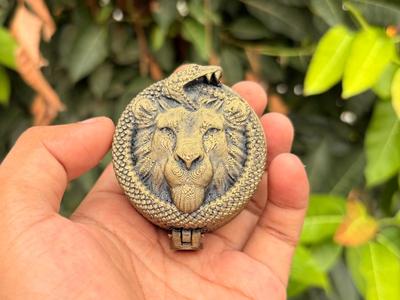 GOLD LION OPIUM BOX JEWELERY CONTAINER