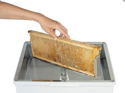 Nassenheider Inverto replica - turnable decapping device for honeycombs