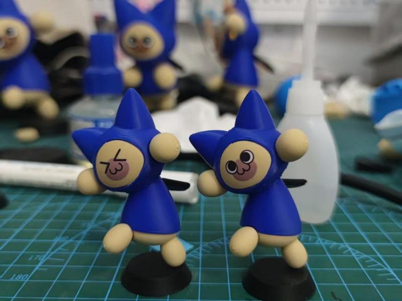 Yay, mini Da Mao (requires face painting or custom stickers)