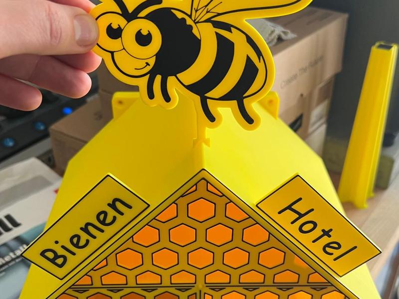 Bee Hotel