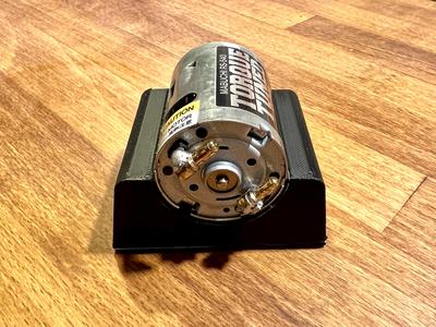 540 motor stand