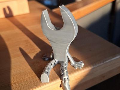 Articulated flexi flat wrench with legs