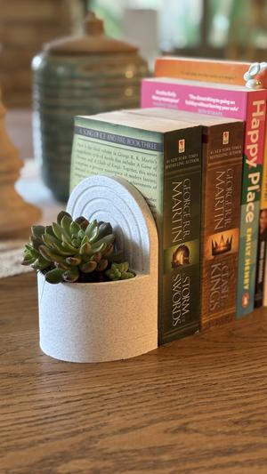 Bookend Planter – Functional & Stylish Storage for Books & Plants 3D Printed Bookend!