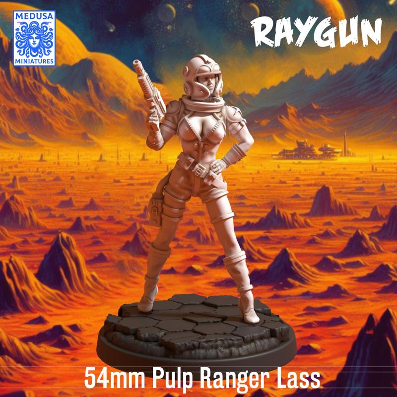 54mm Pulp Ranger Lass - Retro Sci-Fi Heroine Miniature