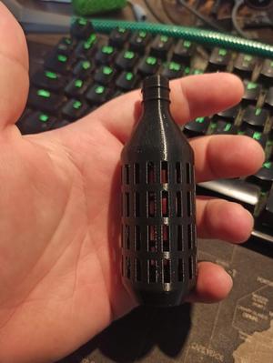 Aquarium water change hose strainer
