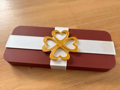 Small gift box for little things