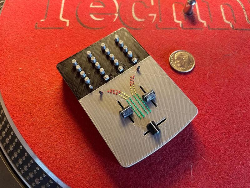 Mini DJ Mixer - 1/6 Scale