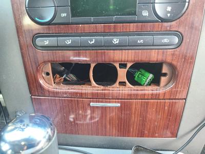 Ford F-150 2008 King Ranch Reverse Sensor/Cigarrete/Charging Socket Plate