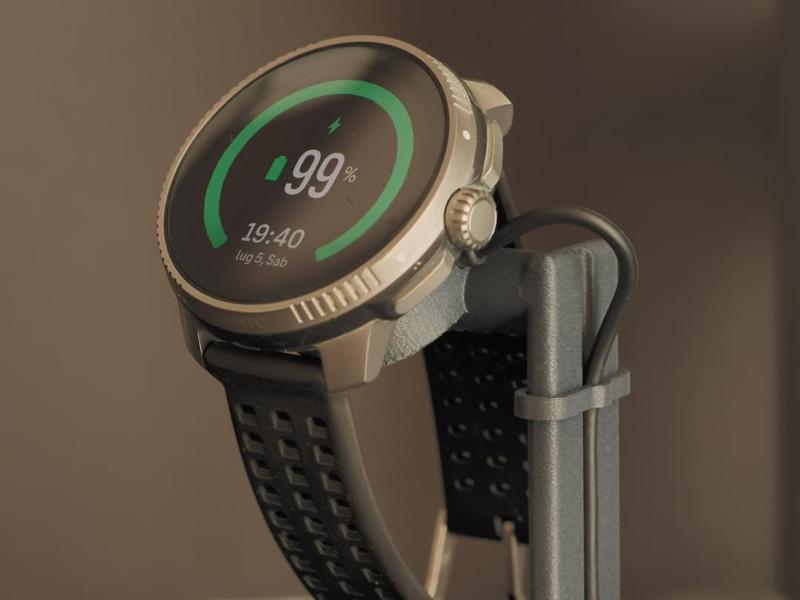 Charging Stand for Suunto Race, Vertical, 9 Peak