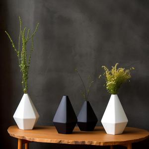 Geometric elegance flower vase