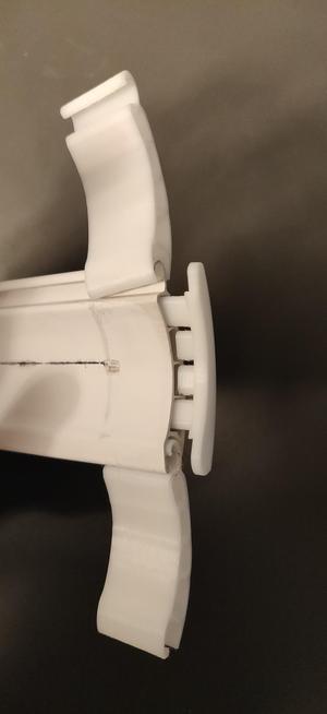 Rolling shutters blade cap - Embouts de lames de volets roulant
