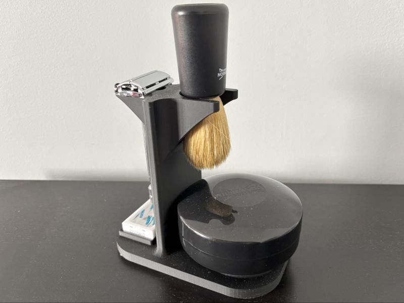 Safety Razor and Accessories Holder