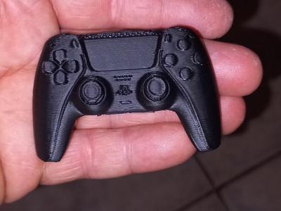 Miniature PS5 toy controller
