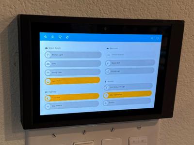 Kindle Fire HD 8 "Cordless" Wall Mount