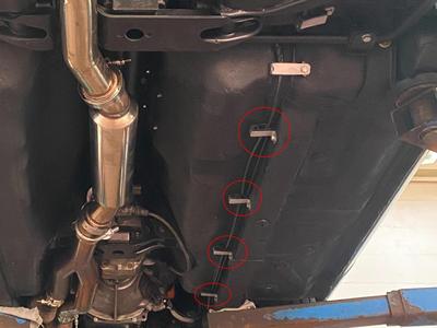 Datsun S30 280z Rubber Insulator Brake Fuel Line 4