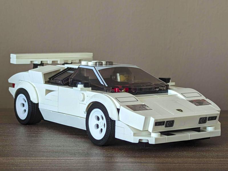Realistic wheels for LËGO Speed Champions Countach