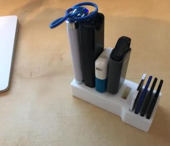 Mini USB and SD Card holder for the desk
