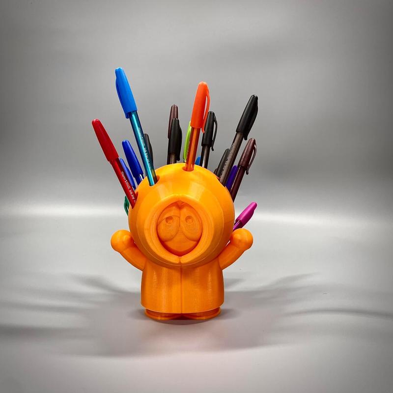 Kenny Mccormic Pen-Pencil Holder