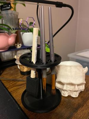 Paintbrush / Makeup Brush Dryer and Holder