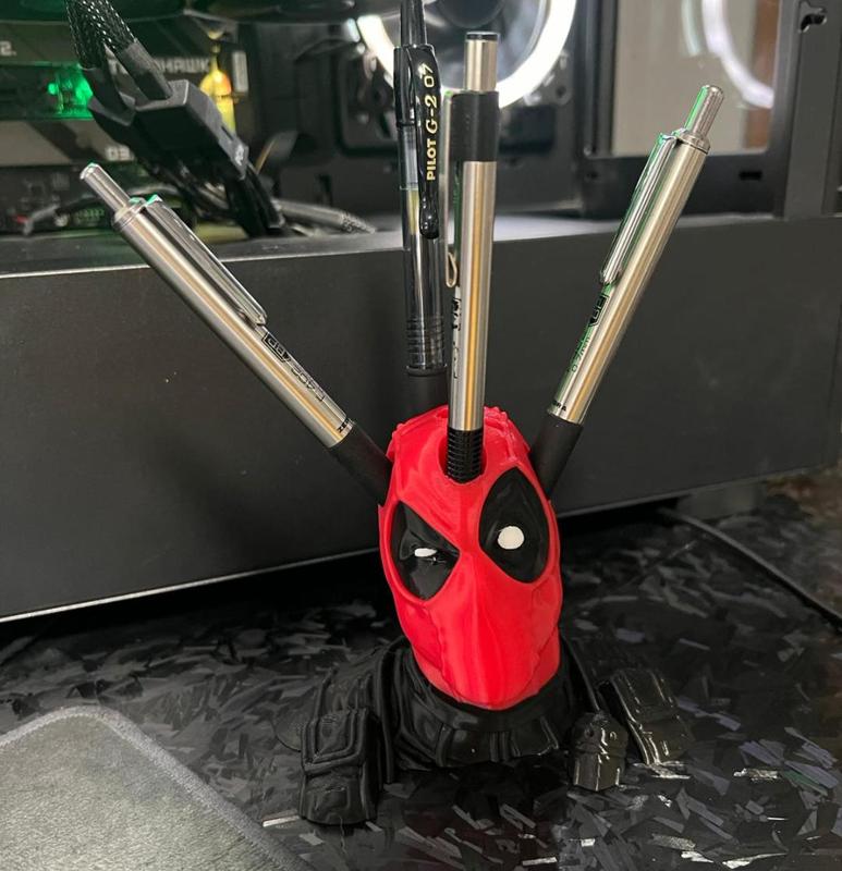Deadpool penholder