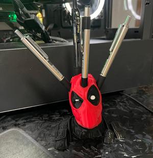 Deadpool penholder
