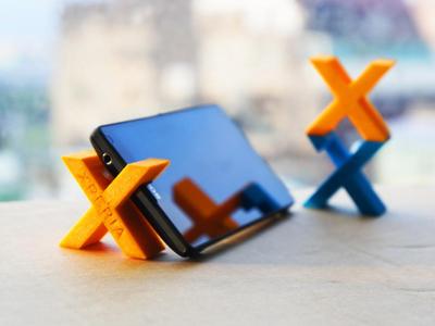 XPERIA PHONE STAND