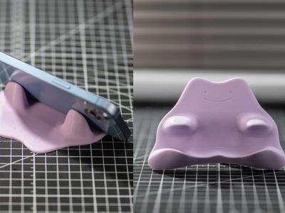 Ditto Phone Stand