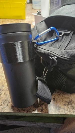 Travel coffee mug sleve clip   