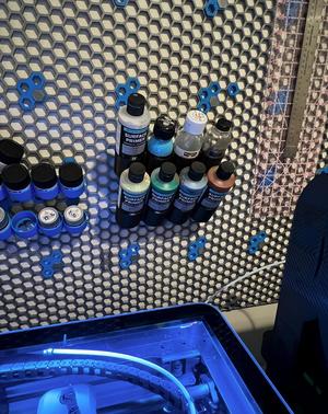 HSW paint bottle holders