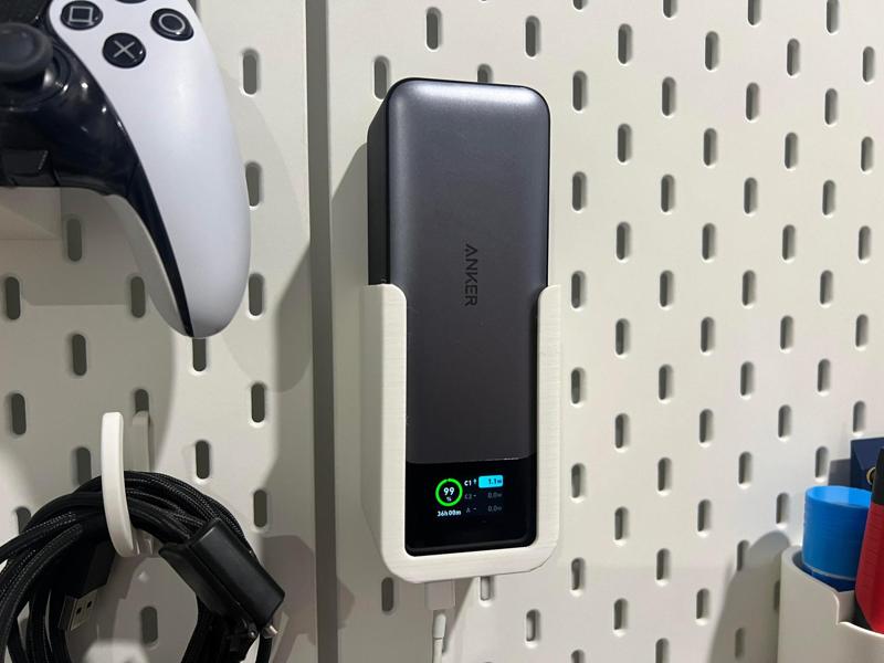 IKEA SKADIS Anker 737 Powerbank holder