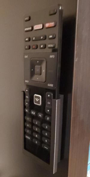 Vizio XRT122 Universal Remote Wall Mount