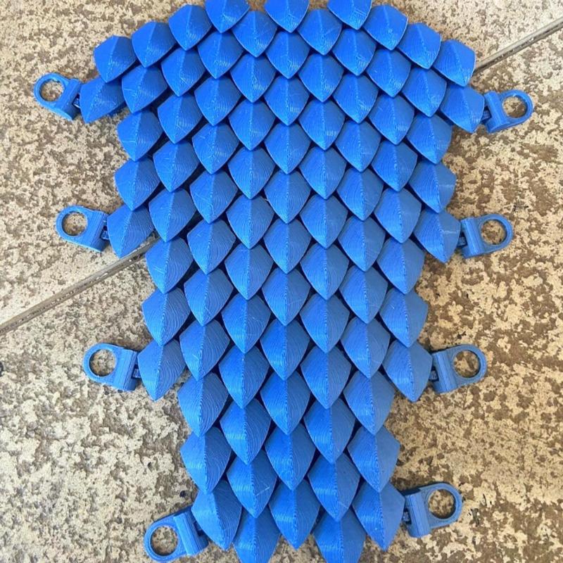 Articulated Scalemail Bracer