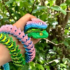 Articulated Bush Viper Snake | Pre-Painted + Optional 8mm Glass Eye Version