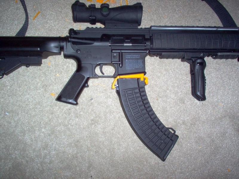 Airsoft M4 Adapter For AK Mag