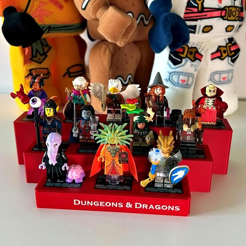 BRICK Minifigure Display Stand