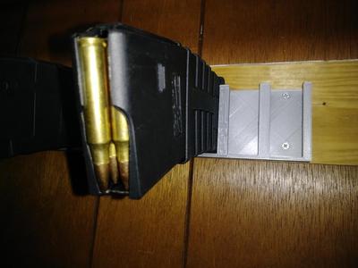 Tapco magazine rack