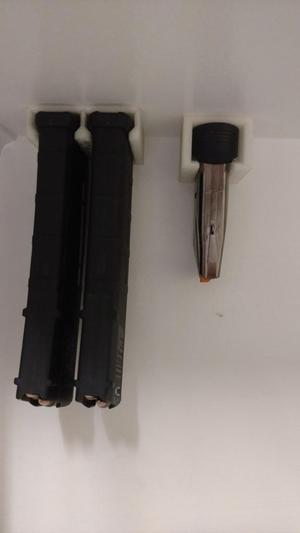 FNS-9C Magazine Mount 